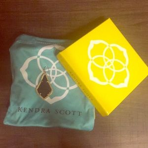 ISO SINGLE Kendra Scott “Alex” Earring